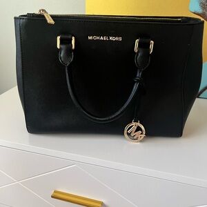 Michael Kors black hand bag
